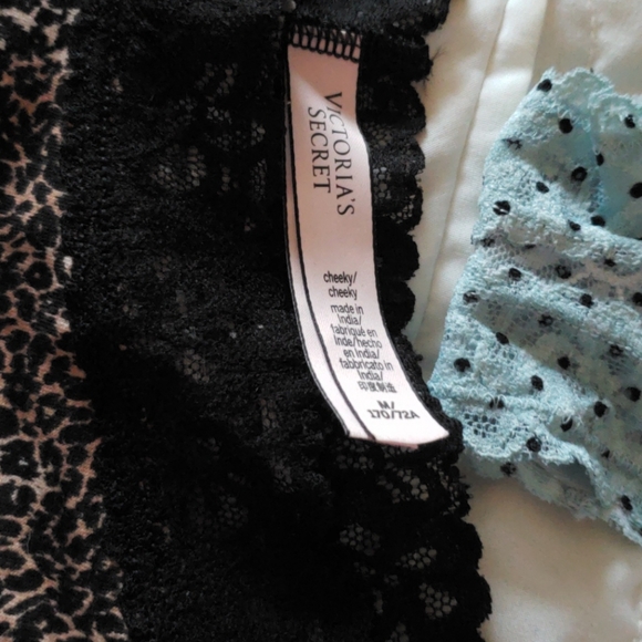 VS panties - Picture 3 of 3